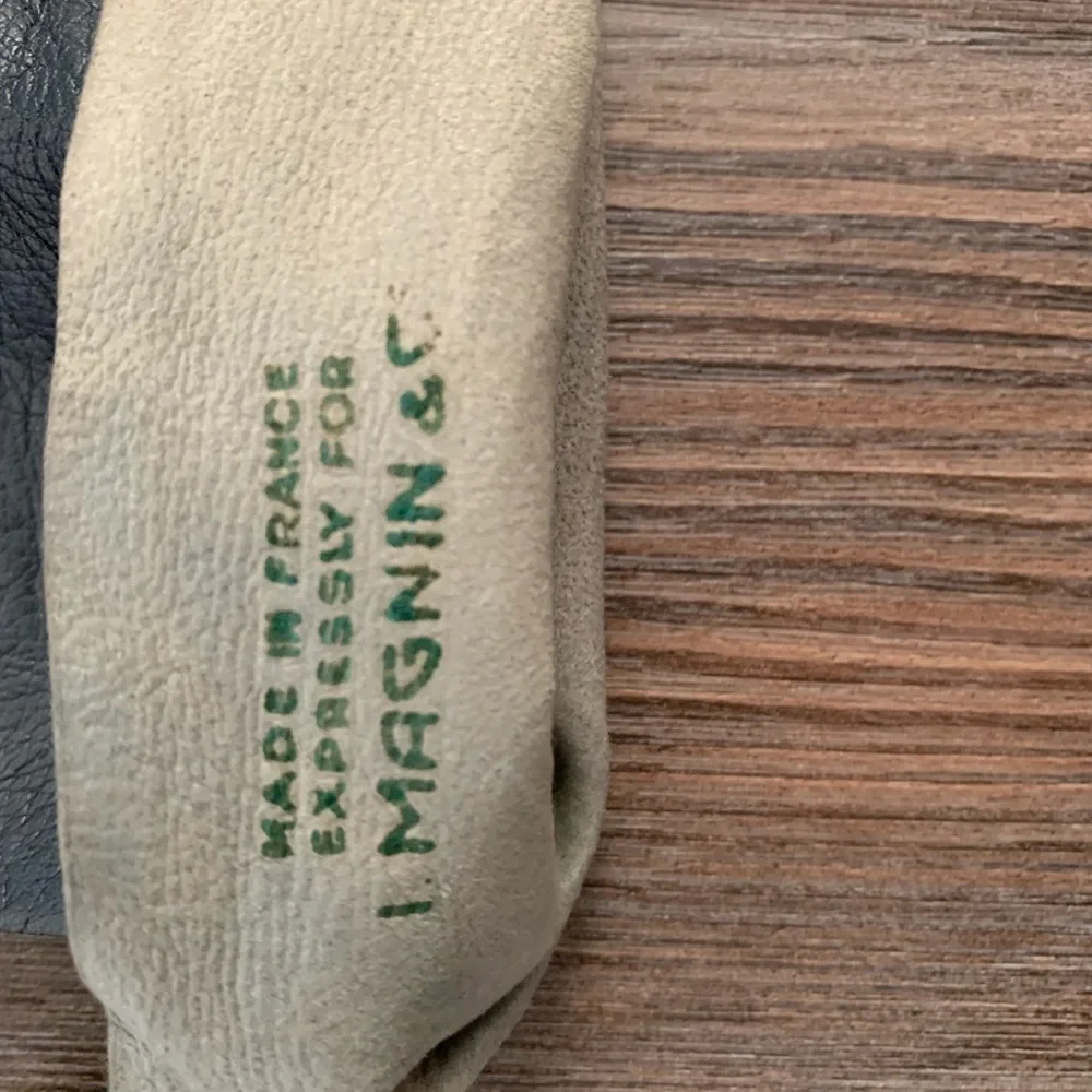 Gloves